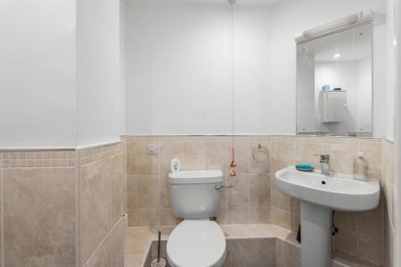 2 bedroom Flat for sale in Peel Court, Welwyn Garden City, AL8