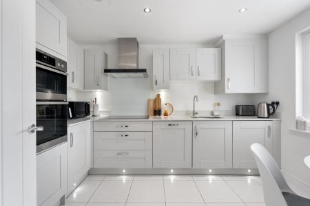 4 bedroom Semi-detached house for sale in White Cross Drive, Woolmer Green, SG3