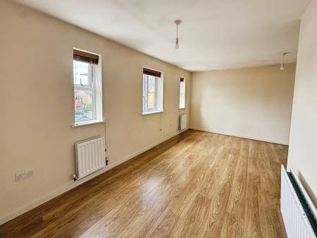2 bedroom Flat for sale in Mendip Way, Great Ashby, Stevenage, SG1