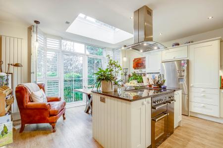 2 bedroom Flat for sale in Wendover Lodge, Welwyn, AL6