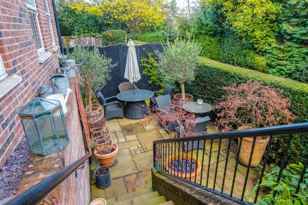 2 bedroom Flat for sale in Wendover Lodge, Welwyn, AL6