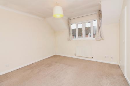 1 bedroom Terraced House to let in Carvers Croft, Woolmer Green, SG3