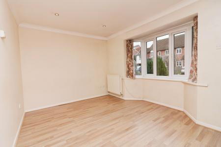 1 bedroom Terraced House to let in Carvers Croft, Woolmer Green, SG3