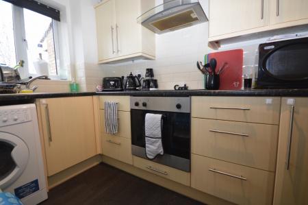 1 bedroom Flat to let in Prestatyn Close, Old Town, Stevenage, SG1
