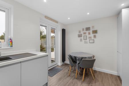 3 bedroom Terraced House for sale in Tudor Road, Welwyn, AL6