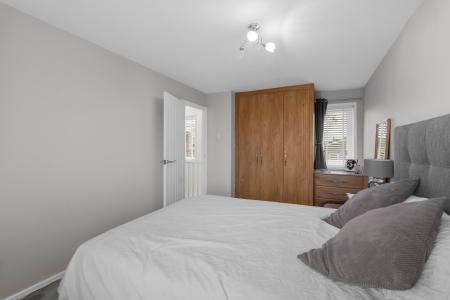 3 bedroom Terraced House for sale in Tudor Road, Welwyn, AL6