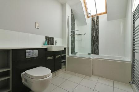 3 bedroom Detached house to let in Church Street, Welwyn, AL6