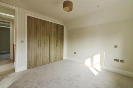 3 bedroom Detached house to let in Church Street, Welwyn, AL6