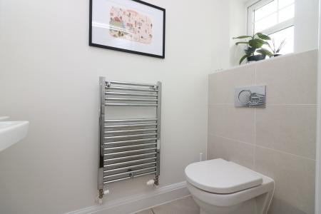 4 bedroom End of terrace house for sale in Mortimer Crescent, King's Park