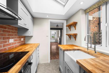 2 bedroom Terraced House for sale in New Town, Codicote, SG4