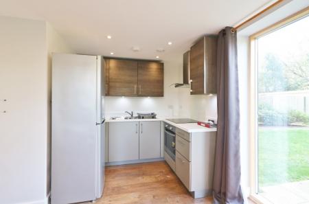 1 bedroom Flat to let in Drakes Drive, Stevenage, SG2