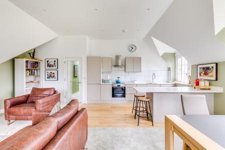 1 bedroom Flat for sale in Beecholme, 54 Codicote Road, Welwyn, AL6