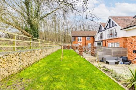 1 bedroom Flat for sale in Beecholme, 54 Codicote Road, Welwyn, AL6