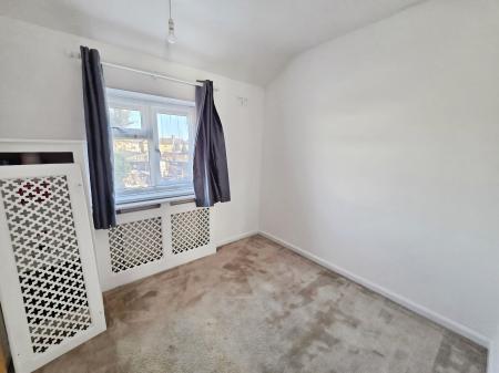 3 bedroom Terraced House to let in Lytton Road, Chadwell St Mary, Grays, RM16