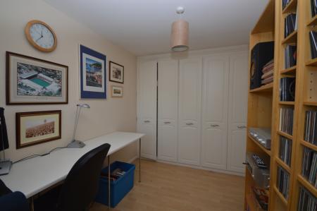 3 bedroom Detached house to let in Lomond Way, Stevenage, SG1