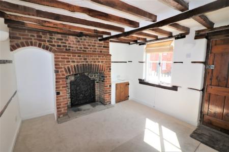 1 bedroom Terraced House to let in Mimram Road, Welwyn, AL6