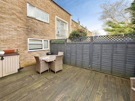 1 bedroom Flat for sale in Northdown Road, Hatfield, AL10