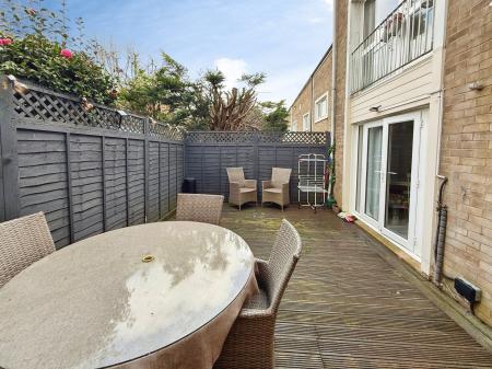 1 bedroom Flat for sale in Northdown Road, Hatfield, AL10