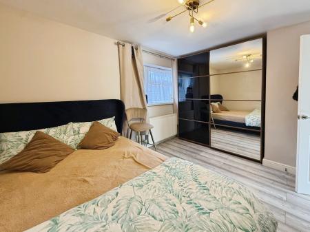 1 bedroom Flat for sale in Northdown Road, Hatfield, AL10