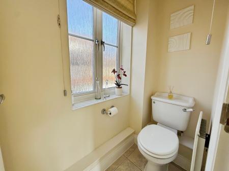 4 bedroom Town house for sale in Devon Mead, Hatfield, AL10