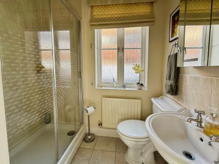 4 bedroom Town house for sale in Devon Mead, Hatfield, AL10
