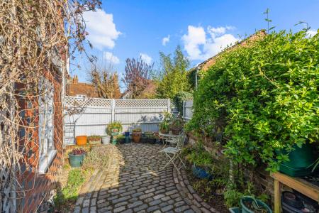 2 bedroom Cottage for sale in Heath Lane, Codicote, SG4