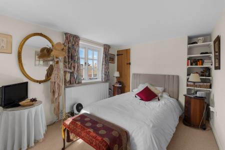 2 bedroom Cottage for sale in Heath Lane, Codicote, SG4