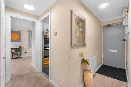 2 bedroom Flat for sale in Tempsford, Welwyn Garden City, AL7