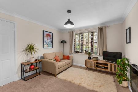 2 bedroom Flat for sale in Tempsford, Welwyn Garden City, AL7