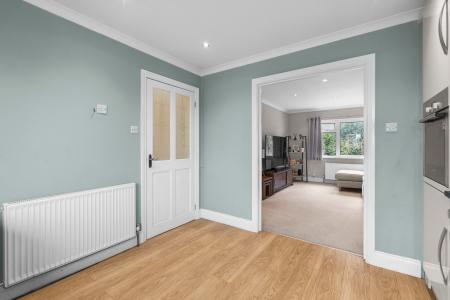 1 bedroom Flat for sale in School Lane, Essendon, AL9