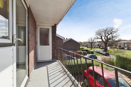 4 bedroom Semi-detached house for sale in Briars Lane, Hatfield, AL10