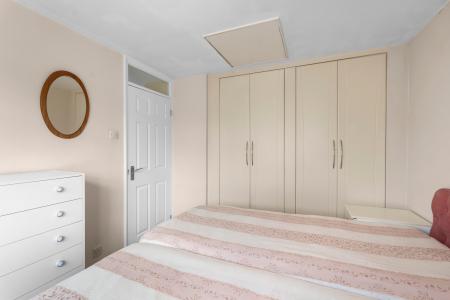 3 bedroom Semi-detached house for sale in Grange Rise, Codicote, SG4