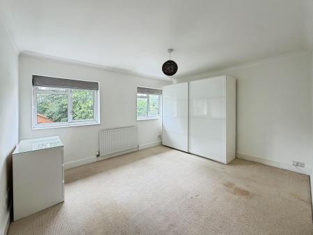 3 bedroom End of terrace house to let in Longfields, Stevenage, SG2