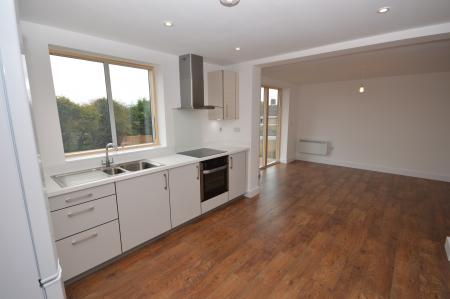 1 bedroom Flat to let in Drakes Drive, Stevenage, SG2