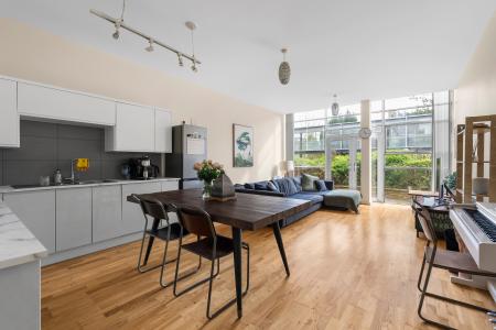 2 bedroom Mews house for sale in Newsom Place, Hatfield Road, St Albans, AL1