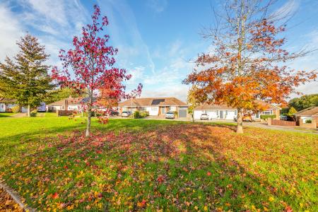3 bedroom Semi-detached bungalow for sale in Glebe Road, Welwyn, AL6