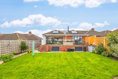 3 bedroom Semi-detached bungalow for sale in Glebe Road, Welwyn, AL6