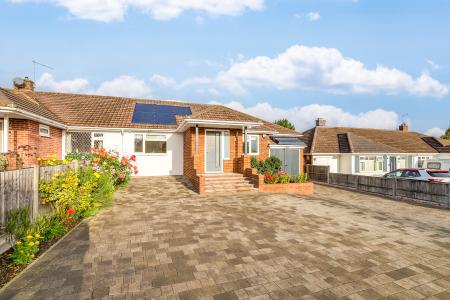 3 bedroom Semi-detached bungalow for sale in Glebe Road, Welwyn, AL6