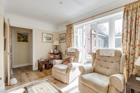 4 bedroom Detached house for sale in Wendover Drive, Welwyn, AL6