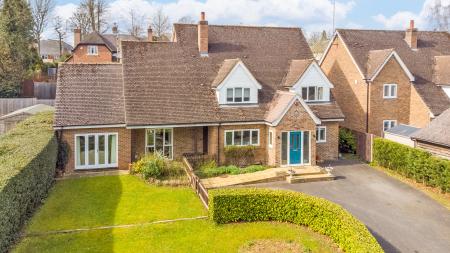 Wendover Drive, Welwyn, AL6