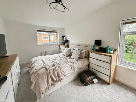 2 bedroom Detached house for sale in Cloverfield, Welwyn Garden City, AL7
