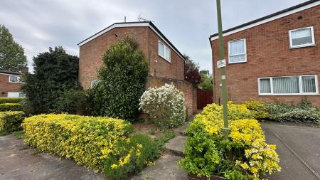 2 bedroom Detached house for sale in Cloverfield, Welwyn Garden City, AL7