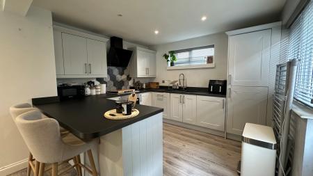 2 bedroom Detached house for sale in Cloverfield, Welwyn Garden City, AL7