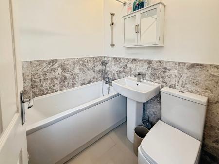 2 bedroom Detached house for sale in Cloverfield, Welwyn Garden City, AL7