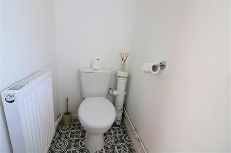 3 bedroom Terraced House to let in Buckthorne Avenue, Stevenage, SG1