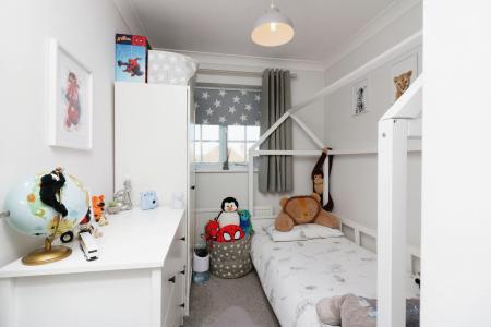 3 bedroom End of terrace house to let in High Street, Codicote, SG4