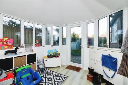 3 bedroom End of terrace house to let in High Street, Codicote, SG4