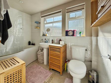 4 bedroom Terraced House for sale in Cowper Road, Welwyn Garden City, AL7