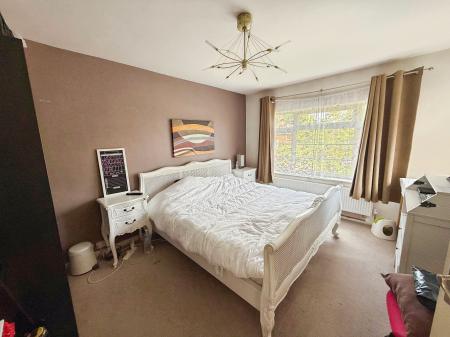 4 bedroom Terraced House for sale in Cowper Road, Welwyn Garden City, AL7