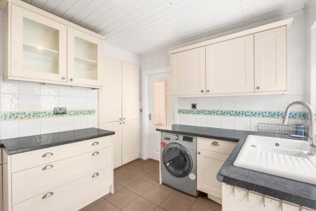 4 bedroom Terraced House for sale in Cowper Road, Welwyn Garden City, AL7